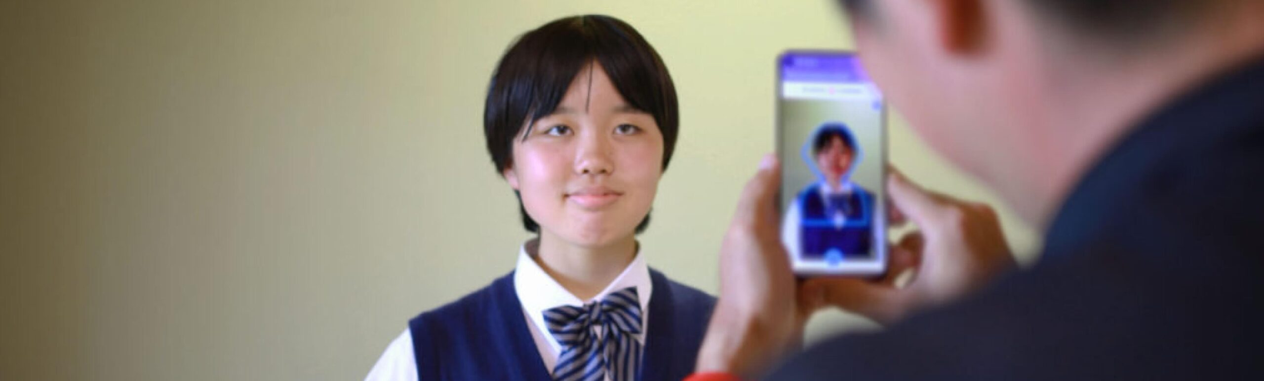 証明写真|スマホで簡単撮影SCHOOL ID CAMERAのアイキャッチ画像